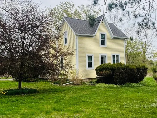 8455 Clear Lake Rd, Brown City, MI 48416