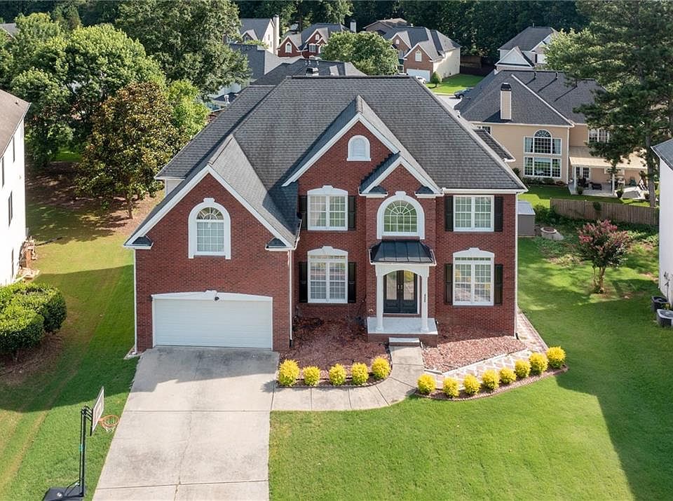 1st image of 485 Kenion Forest Way
