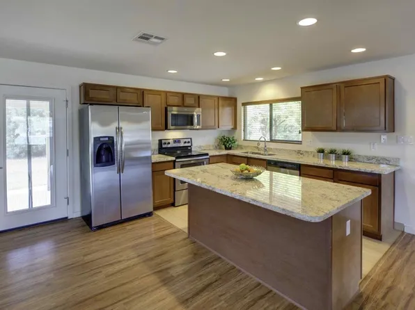 4938 W Joyce Cir, Glendale, AZ 85308