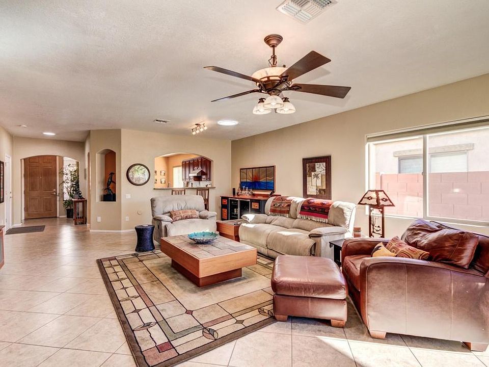 1st image of 885 E Indian Wells Pl