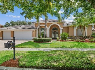 2091 Diamond Ct, Oldsmar, FL 34677
