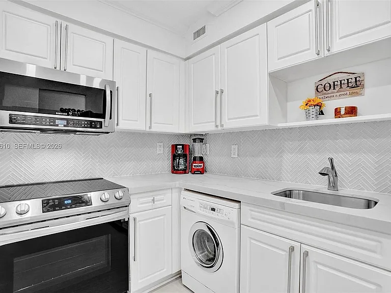 2501 S Ocean Dr #1615 — Photo 8