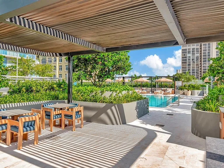 3101 W Bayshore Blvd #2304 — Photo 44