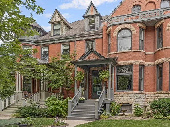 204 Forest Ave, Oak Park, IL 60302