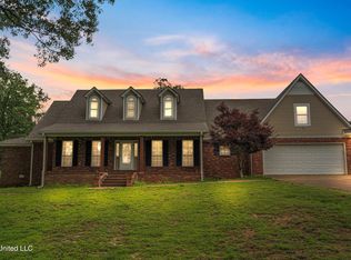 241 Cowtown Rd, Senatobia, MS 38668