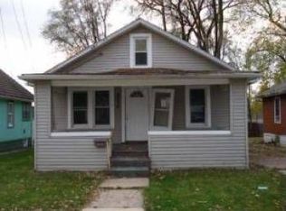 517 Parker Ave, Aurora, IL 60505