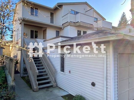 4707 NW Walgren Dr #B-201, Silverdale, WA 98383