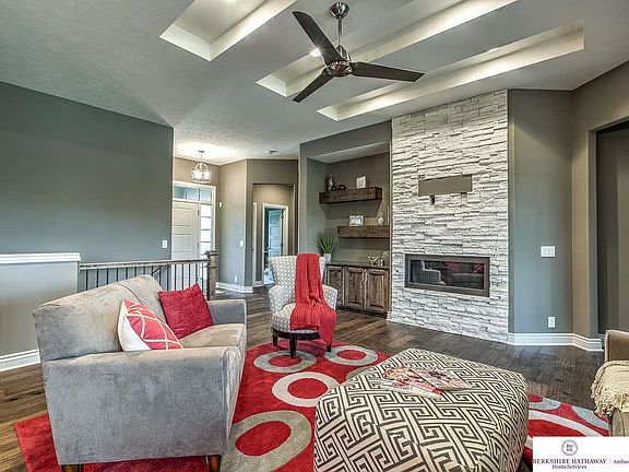 pic of previous model