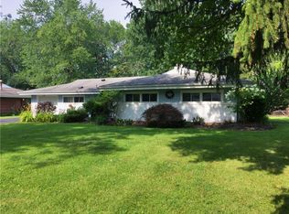 341 Hemingway Dr, Rochester, NY 14620