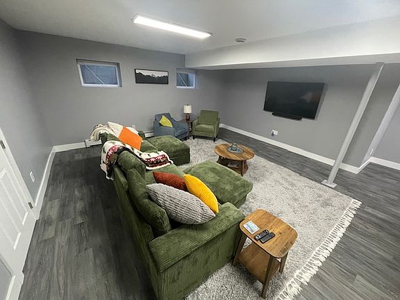 4th image of 39861 Grouse Dr #2