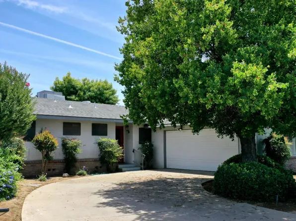 250 S Gloria Ave, Dinuba, CA 93618