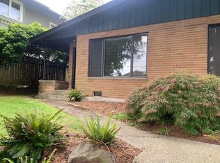 1929 3rd Ave W, Seattle, WA 98119