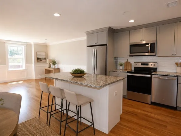 3 Proprietors Dr Unit 7, Marshfield, MA 02050