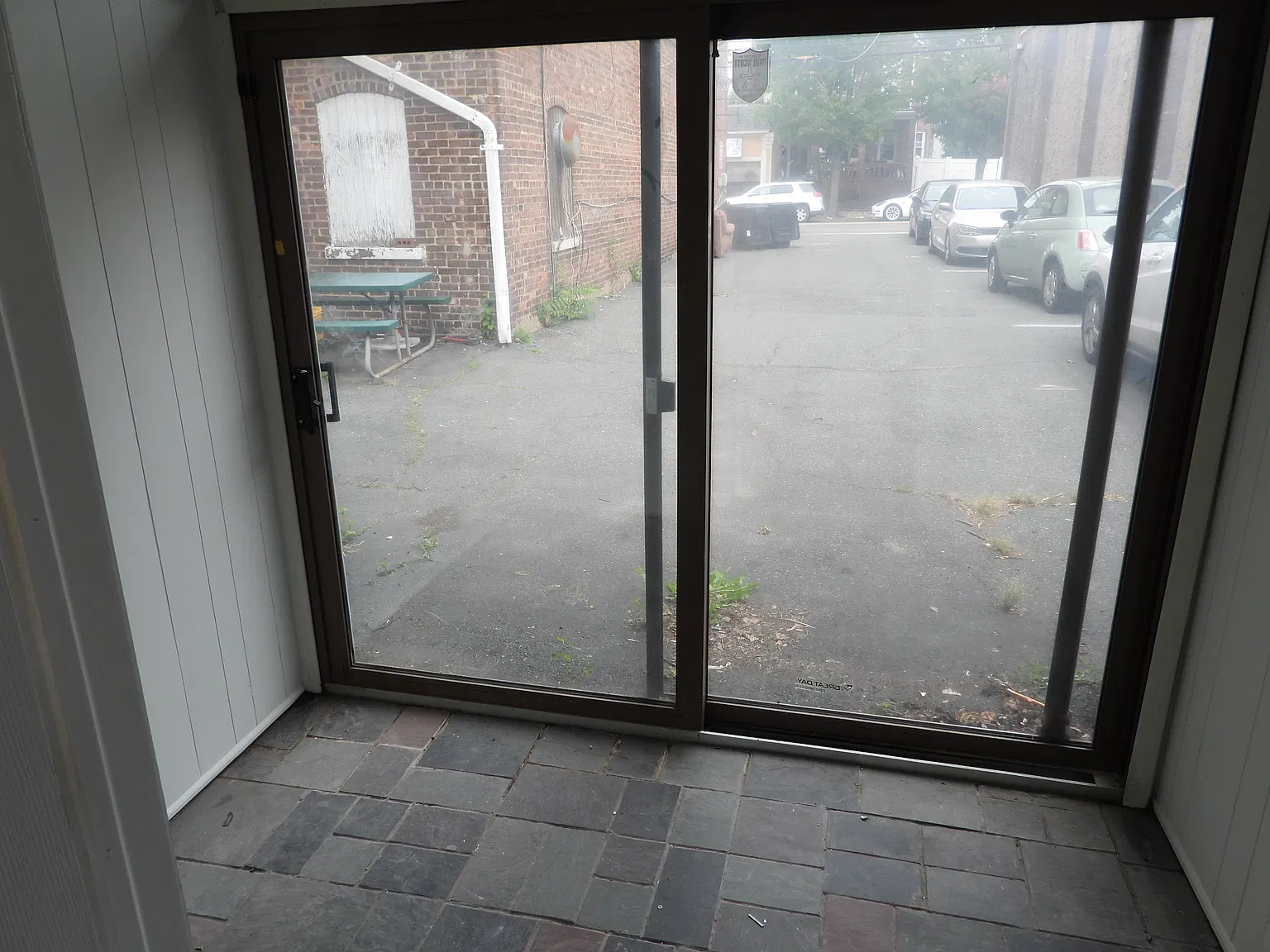 546 Valley Brook Ave — Photo 3