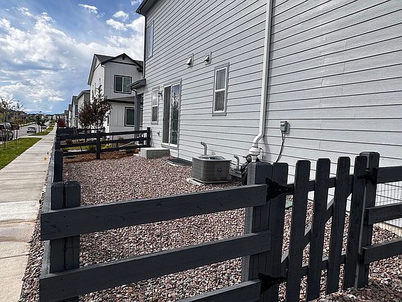Side Yard entry from Living Room