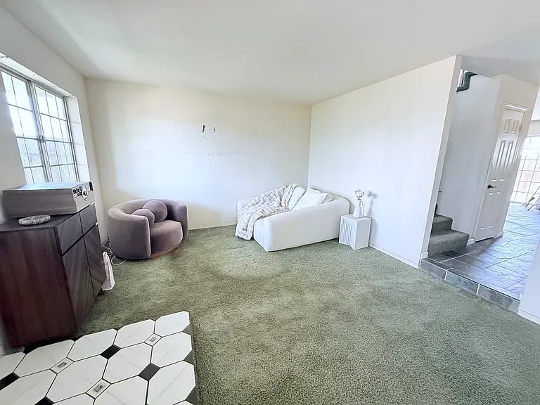 1208 Florence St — Photo 5