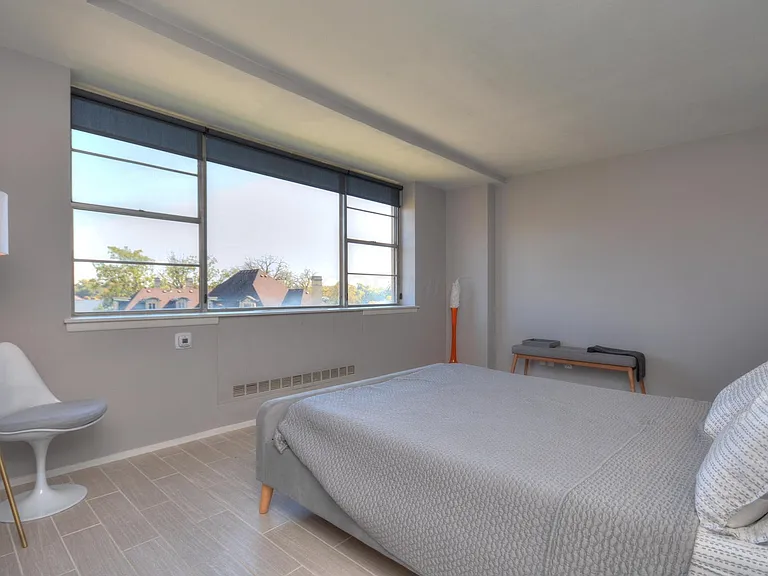 1620 E Broad St #408 — Photo 31