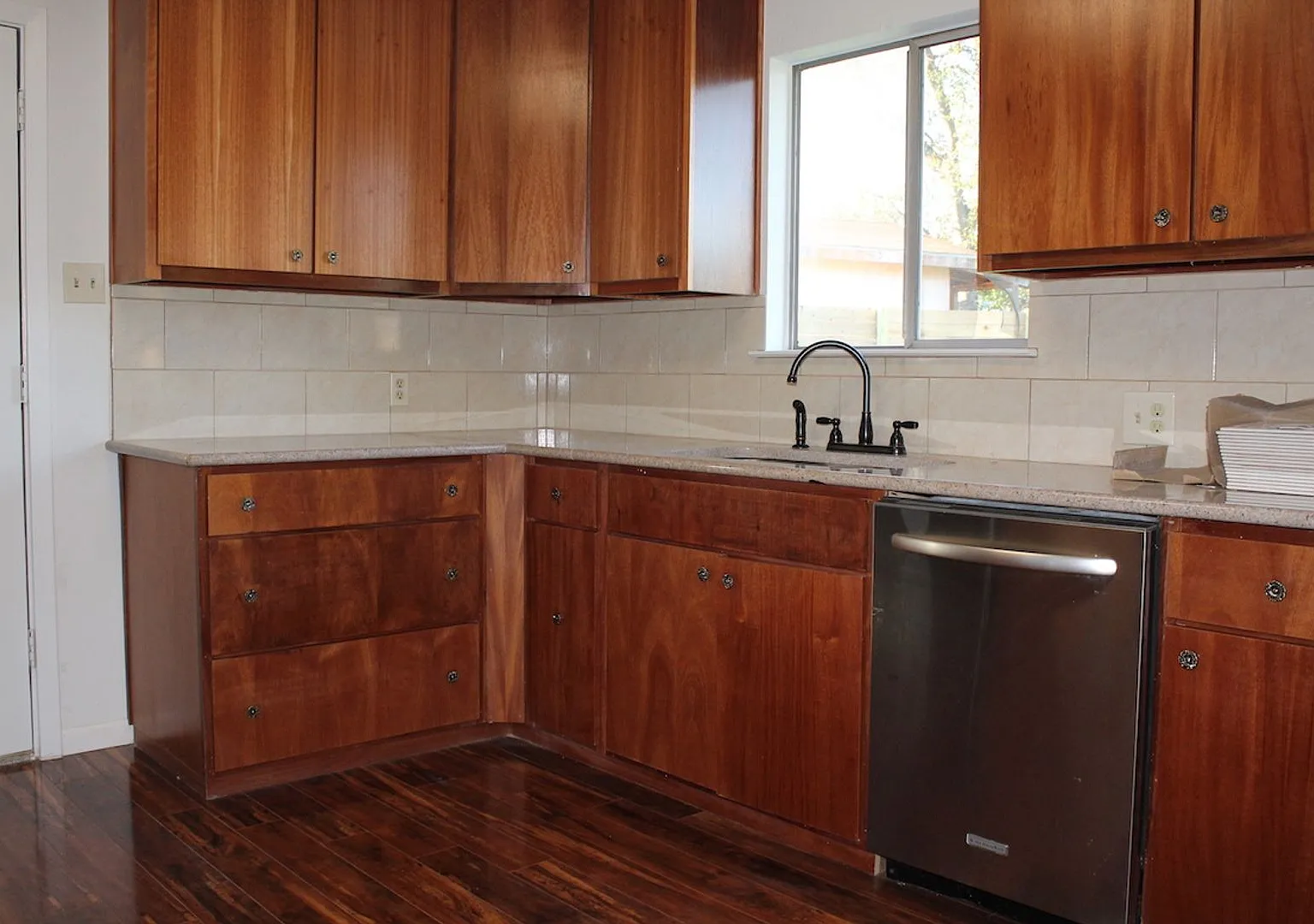 4708 York Hill Dr, Austin, Texas 78723 — Photo 4