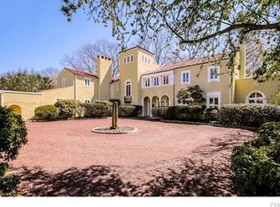 33 Blue Mountain Rd, Norwalk, CT 06851