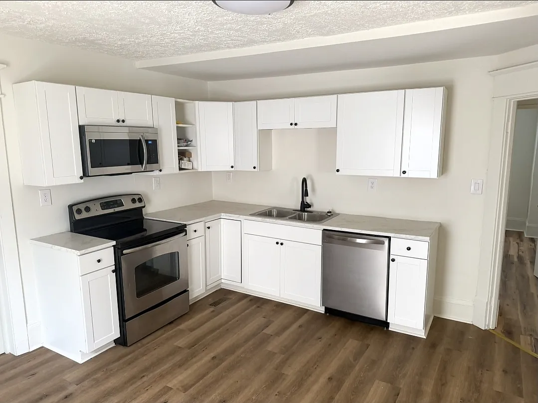 4 bed, 1440 sqft, $1,650 — Photo 3
