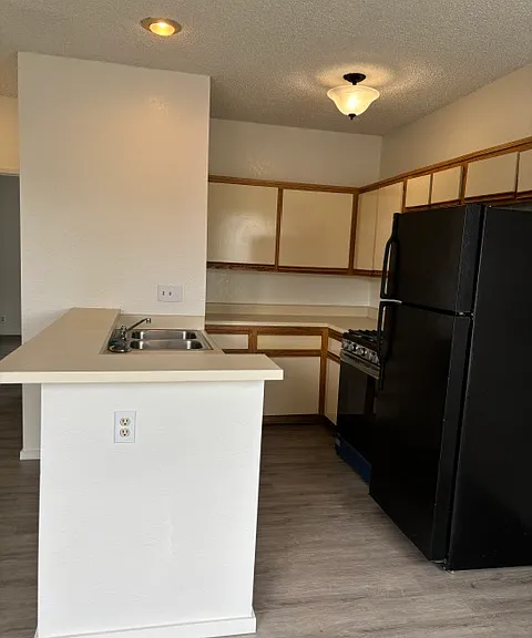 1307 Mount Gleason Ave #204 — Photo 2