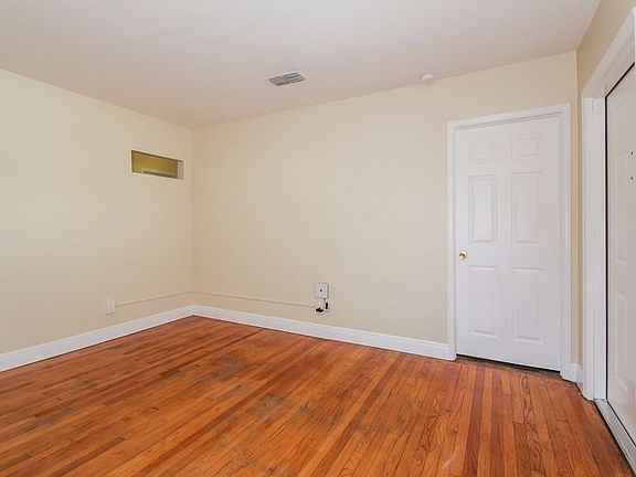 4th image of 2168 8th Ave N APT 2