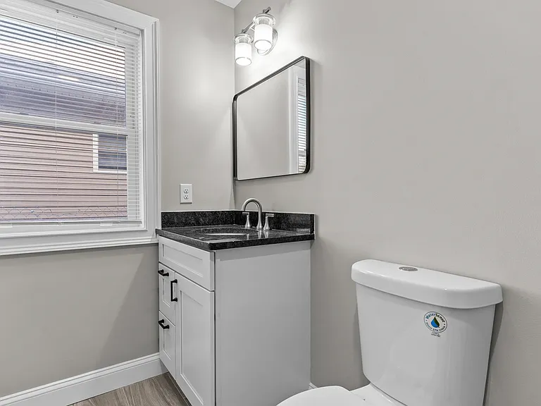 14 Herschel St #1 — Photo 12
