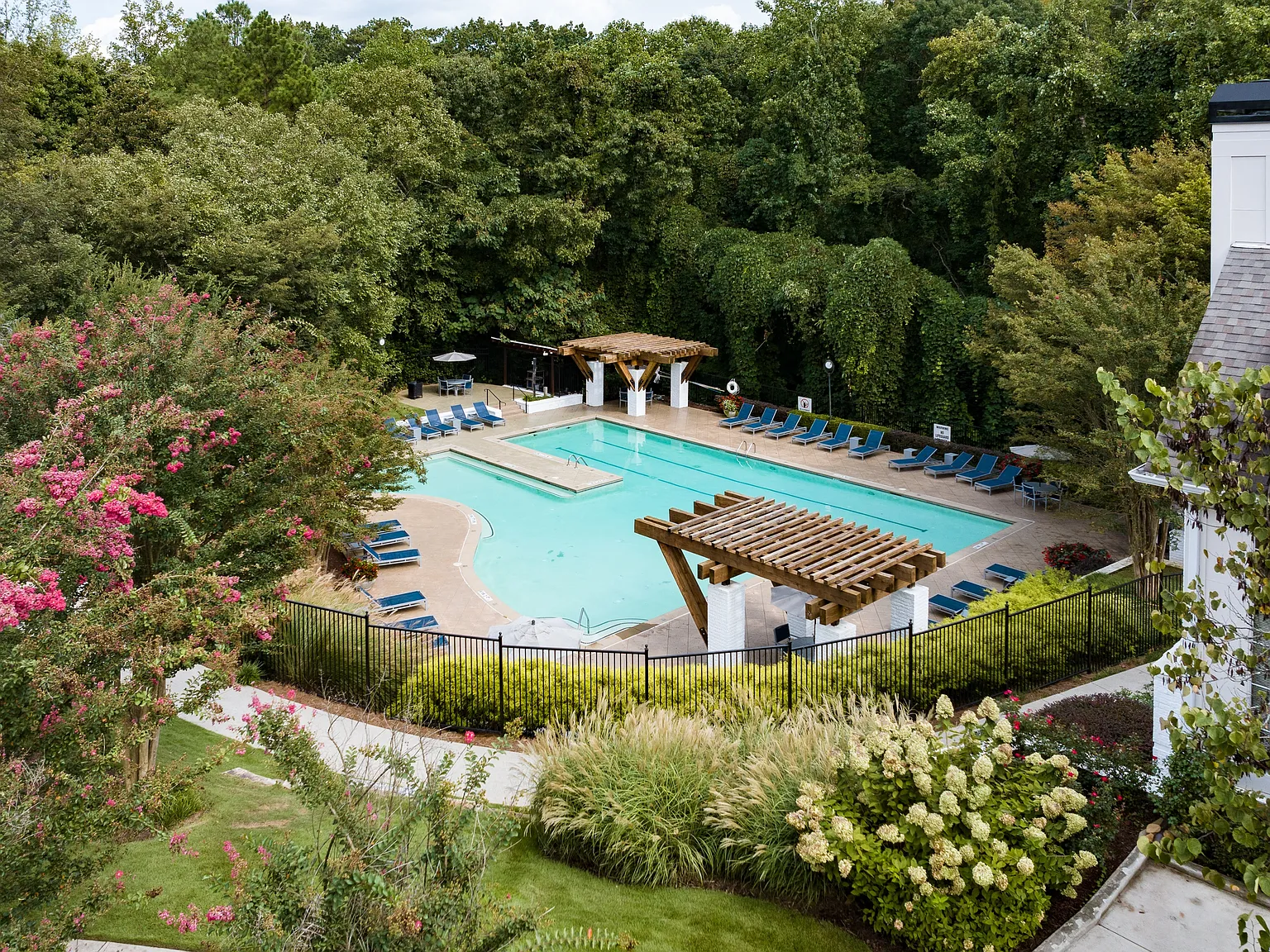 Wesley St. James Apartments at Sandy Springs — Photo 1