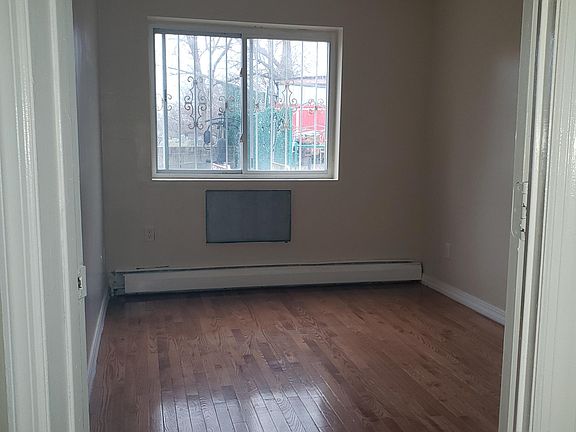 5th image of 8084 Cypress Ave #1