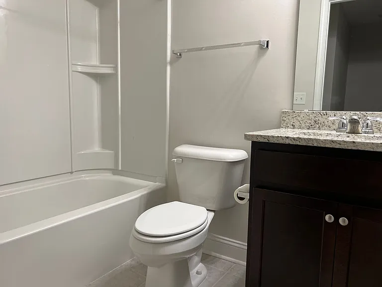 194 Ainsdale Dr — Photo 12