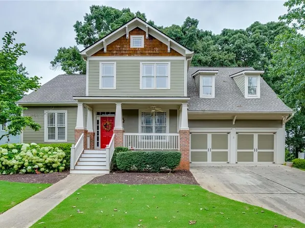 5843 Peacock Ln, Hoschton, GA 30548