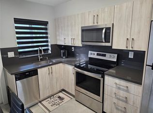 2228 N 19th Ave #E, Hollywood, FL 33020