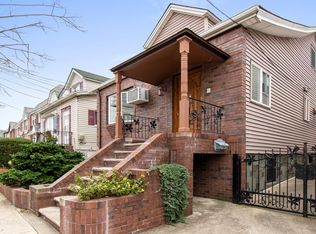 73-18 52nd Rd, Maspeth, NY 11378