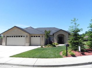 4884 Fiddleneck Dr, Redding, CA 96002