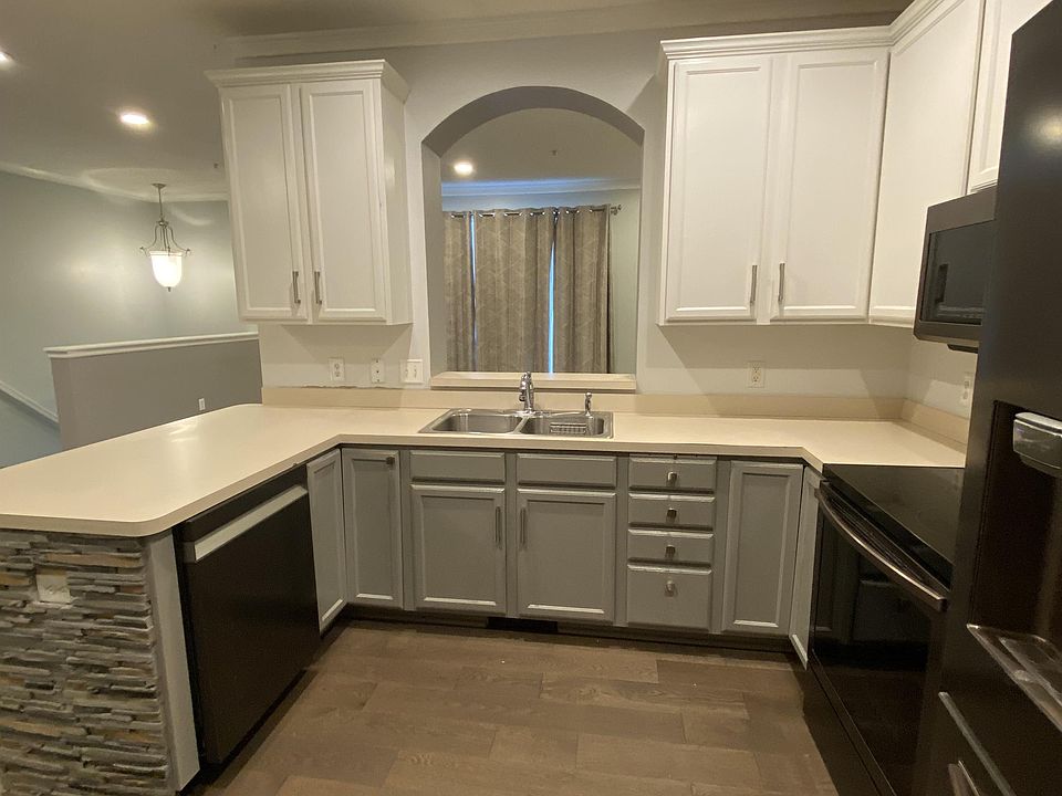 1st image of 2580 136th St W #1