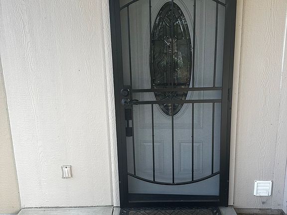 3rd image of 251 Old Oak Rd