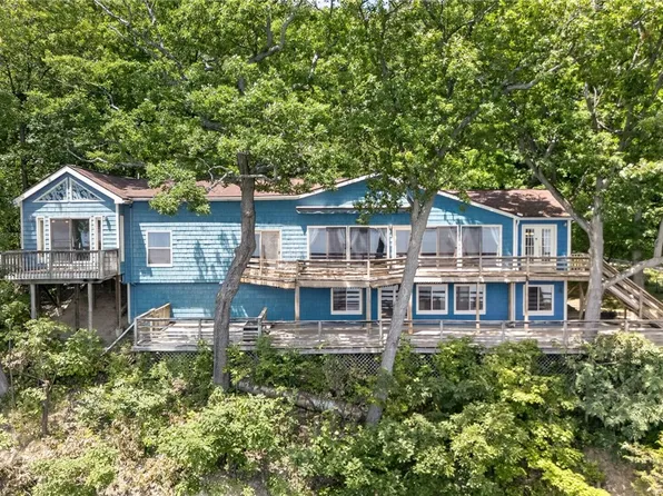 5935 Bopple Hill Rd, Naples, NY 14512