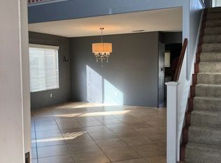 2096 W Berkshire Ln, Hanford, CA 93230