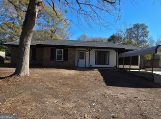 213 Stratford Dr, Warner Robins, GA 31088