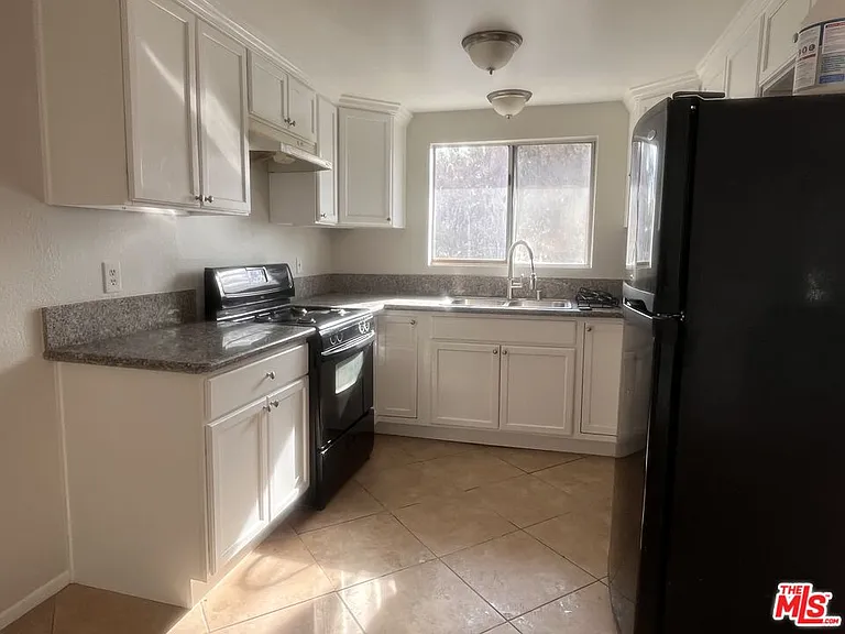 26416 San Jacinto St #26416 — Photo 5