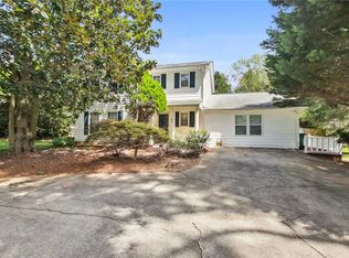 2086 Wellborn Rd, Lithonia, GA 30058