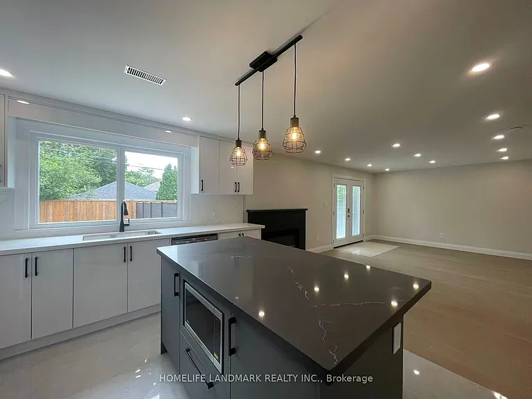 17 Rosemeade Ave #2 — Photo 8