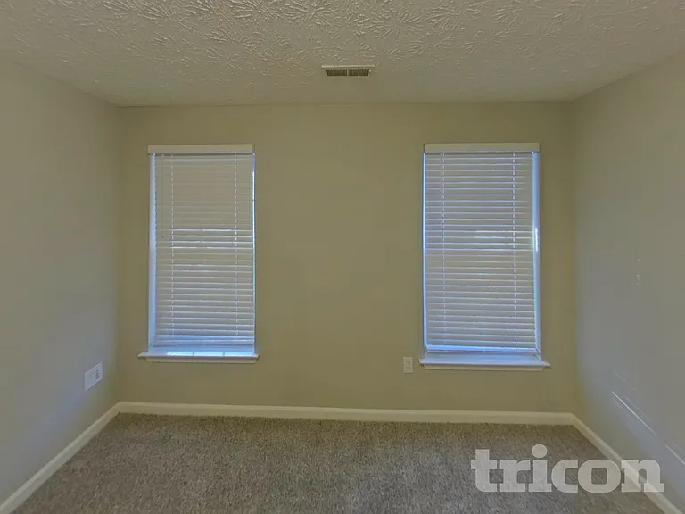 9845 Bayline Cir — Photo 12