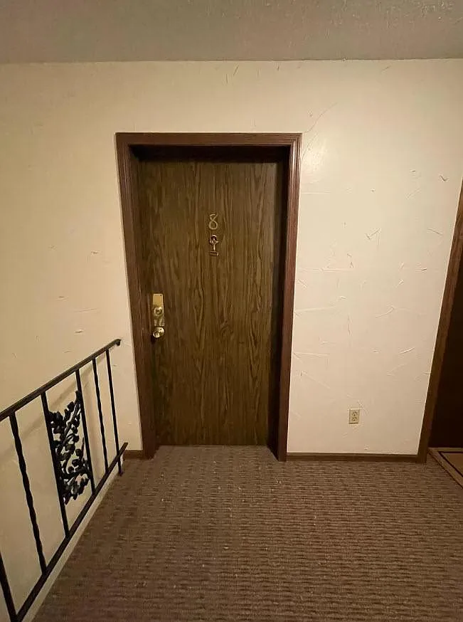 2 bed, 924 sqft, $1,600 — Photo 3