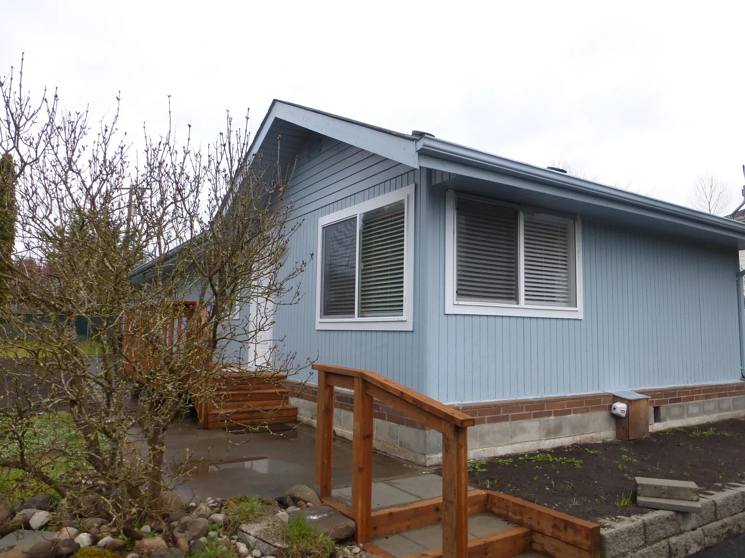 25905 Lawson St photo 1