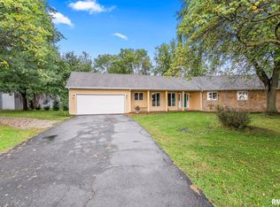 2421 Hazlett Rd, Springfield, IL 62707