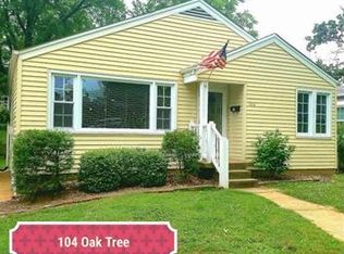 104 Oak Tree Dr, Saint Louis, MO