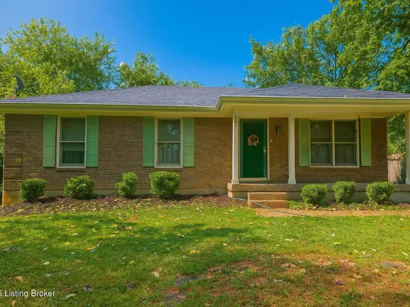 501 Oak Leaf Dr, La Grange, KY 40031