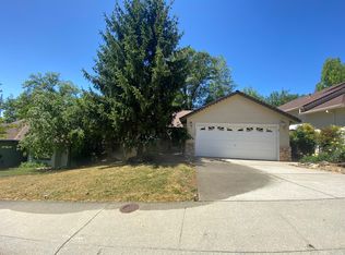 331 Vistamont Dr, Grass Valley, CA 95945