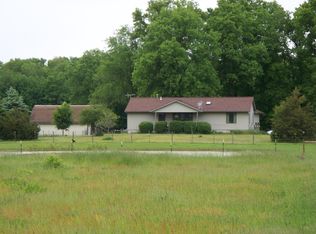 18620 State Line Rd, Edwardsburg, MI 49112